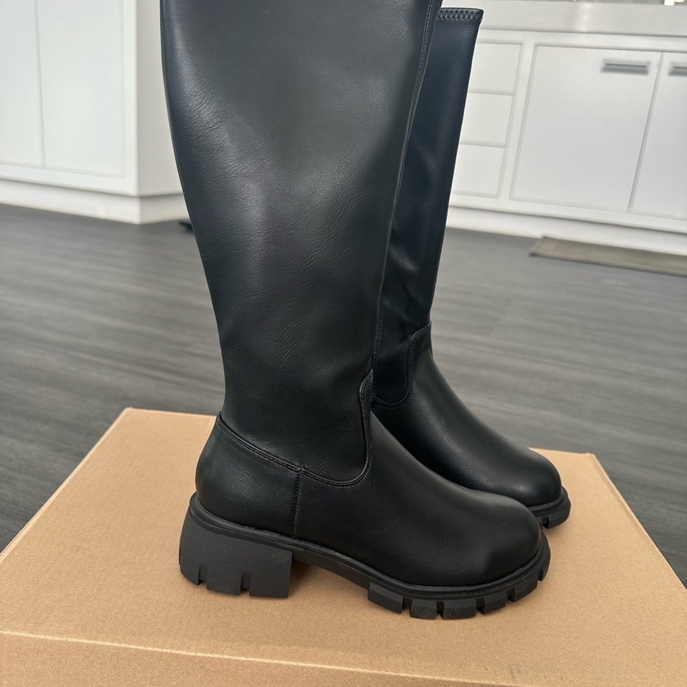 Black Leather Knee-High Boots